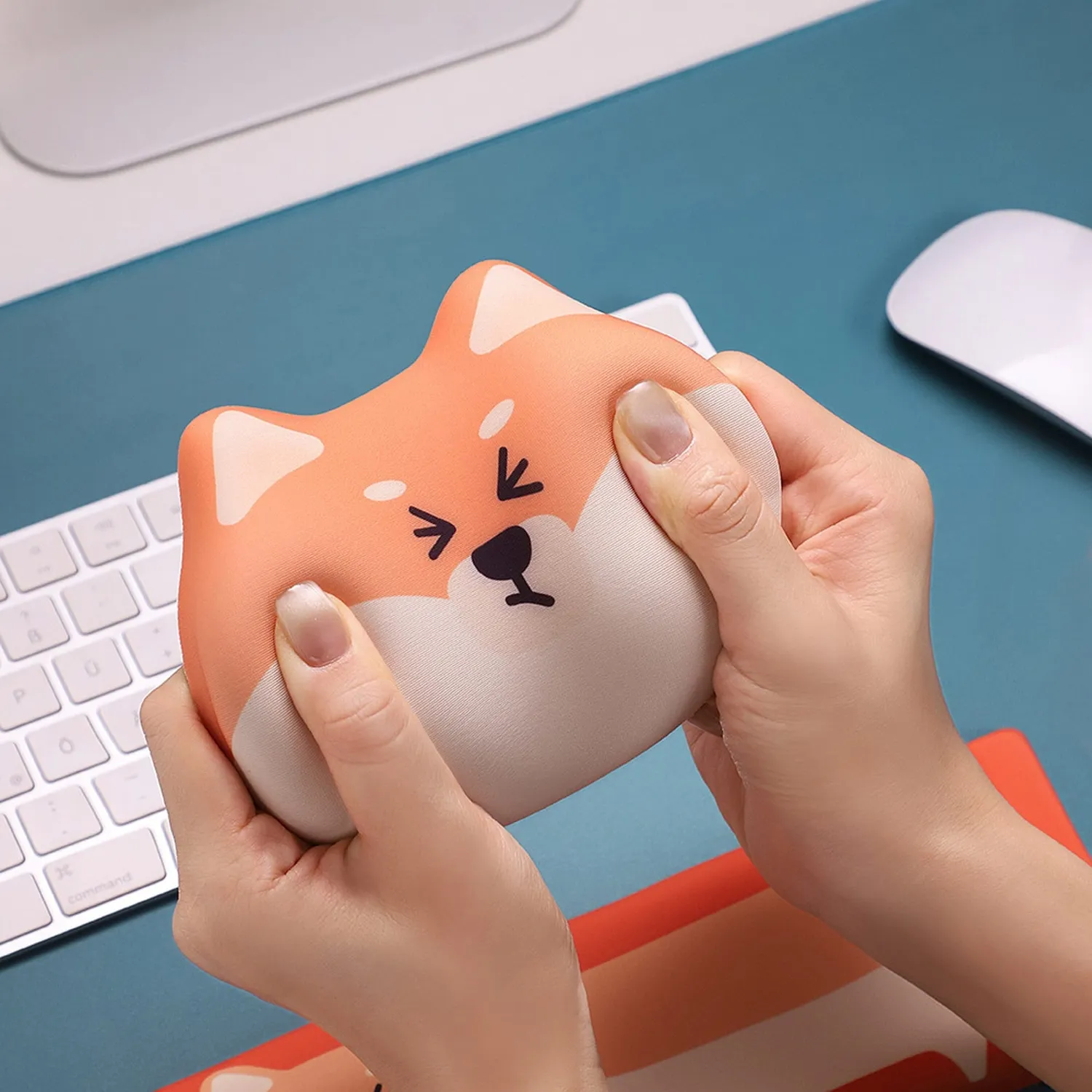 Timebox Shiba Inu mousepad ergonomic cu wrist rest