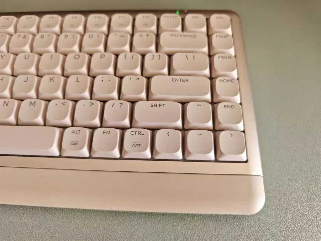 Dareu Neo84 Cutieq tastatura wireless creamy Mist