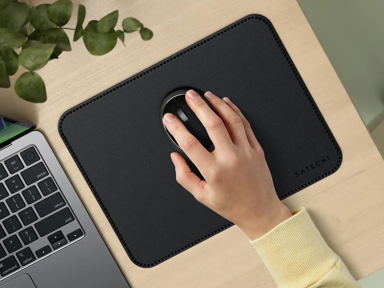 Satechi Premium mousepad piele vegana negru