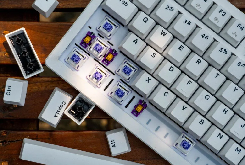 Dareu EK75 tastatura gaming 75% neagra rainbow
