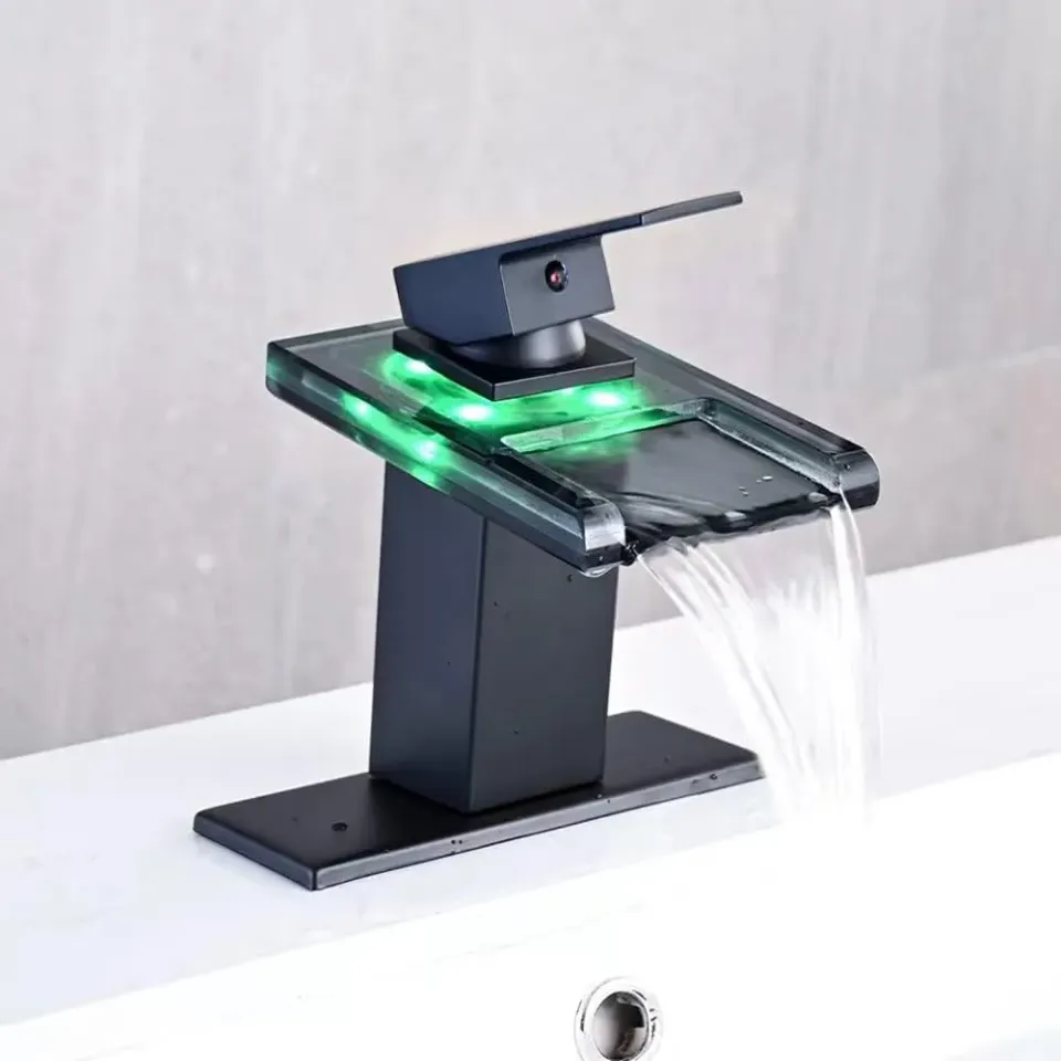 Baterie chiuveta Timebox cascada LED negru mat