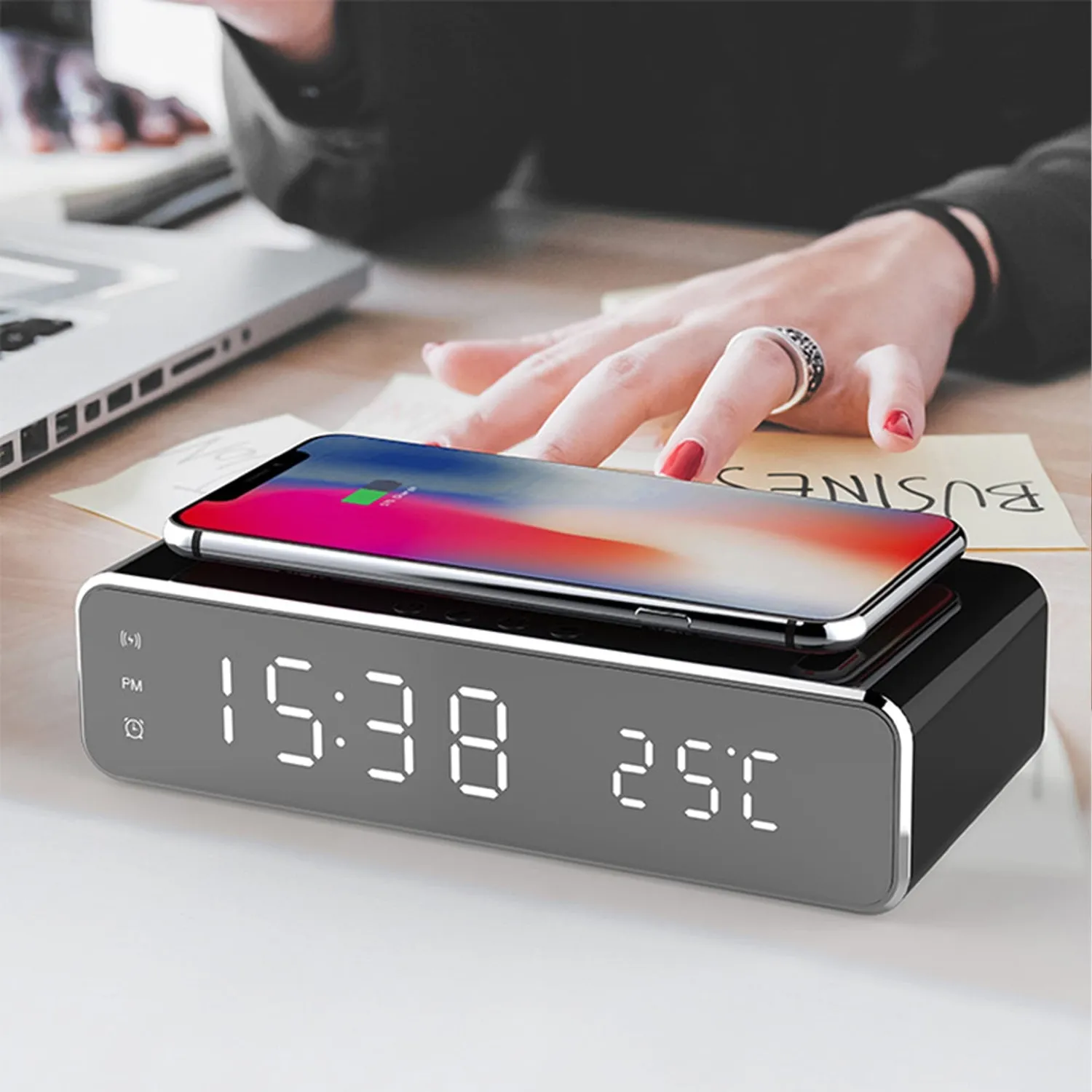 Timebox Incarcator Wireless 10W cu Ceas Negru