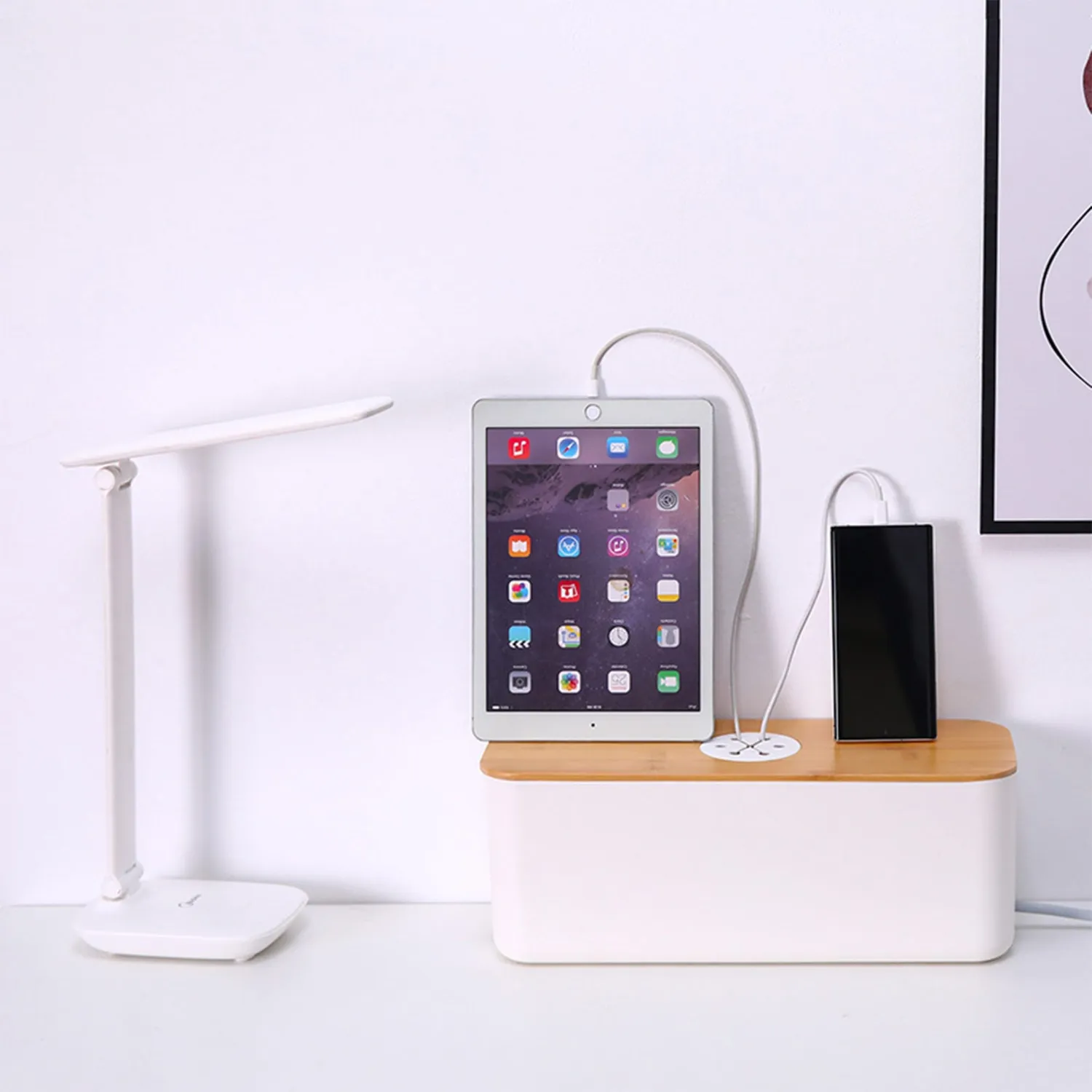 Timebox cutie cabluri cu capac negru orificii rotunde birou TV