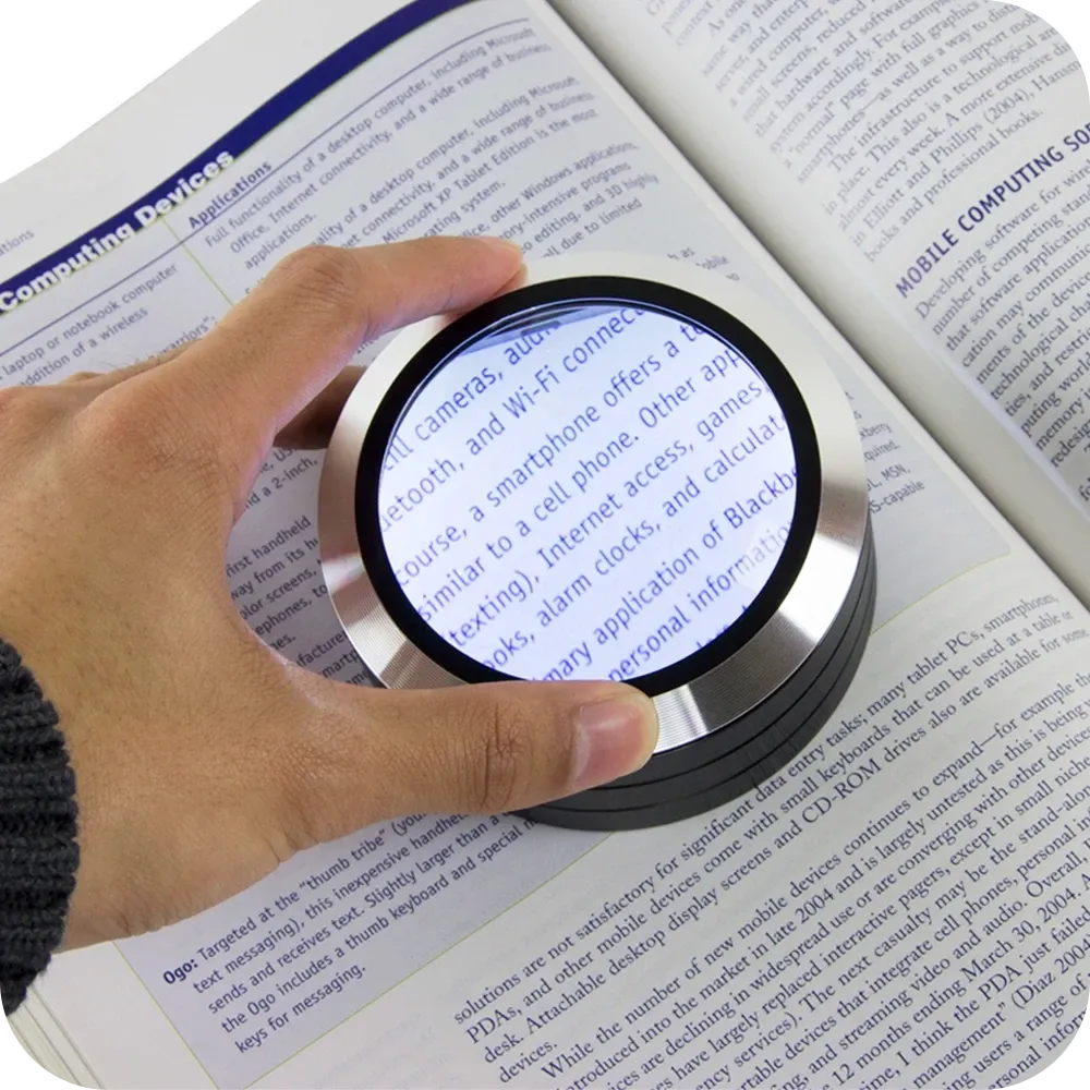 Satechi ReadMate lupa birou LED 5x neagra